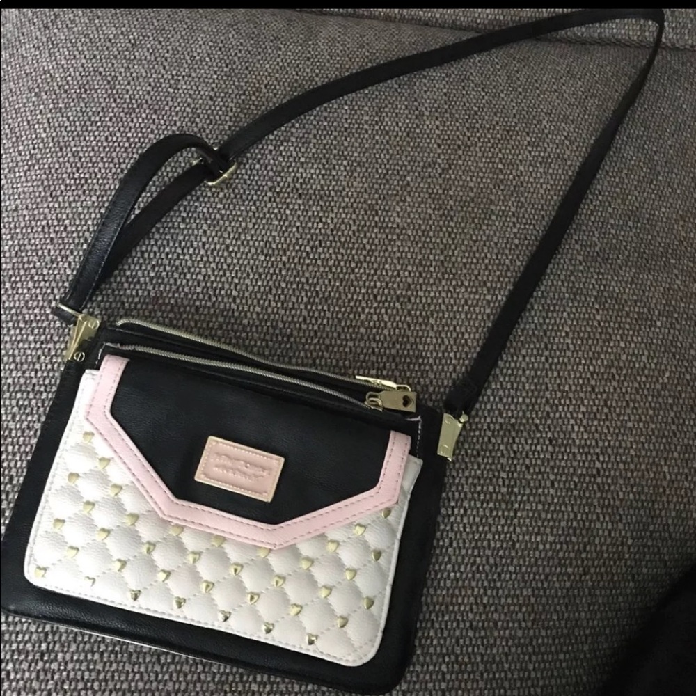 SOLD Besty Johnson crossbody